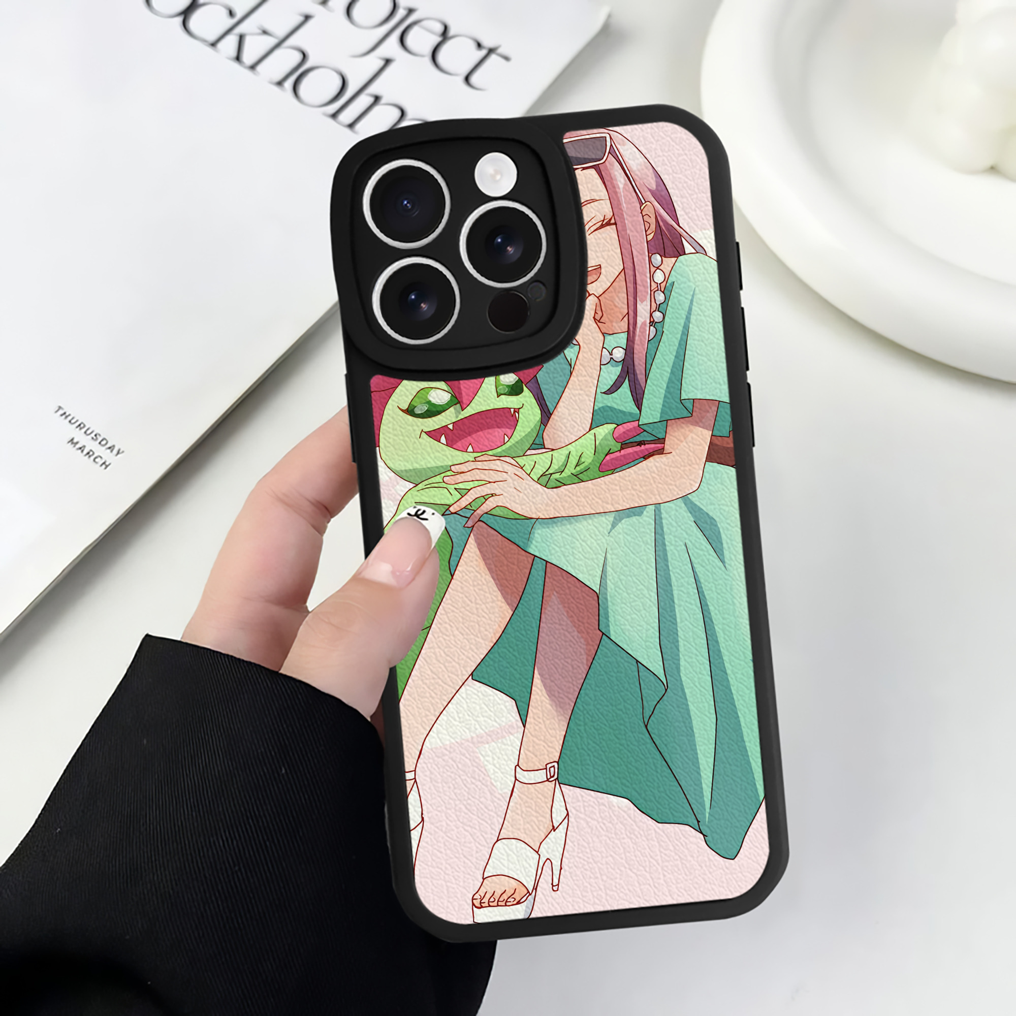 （画像用） Digimon デジタルモンスター/デジモン 【iPhone 16シリーズ対応】シリコンスマホケース（レザー調） 材質：シリコン